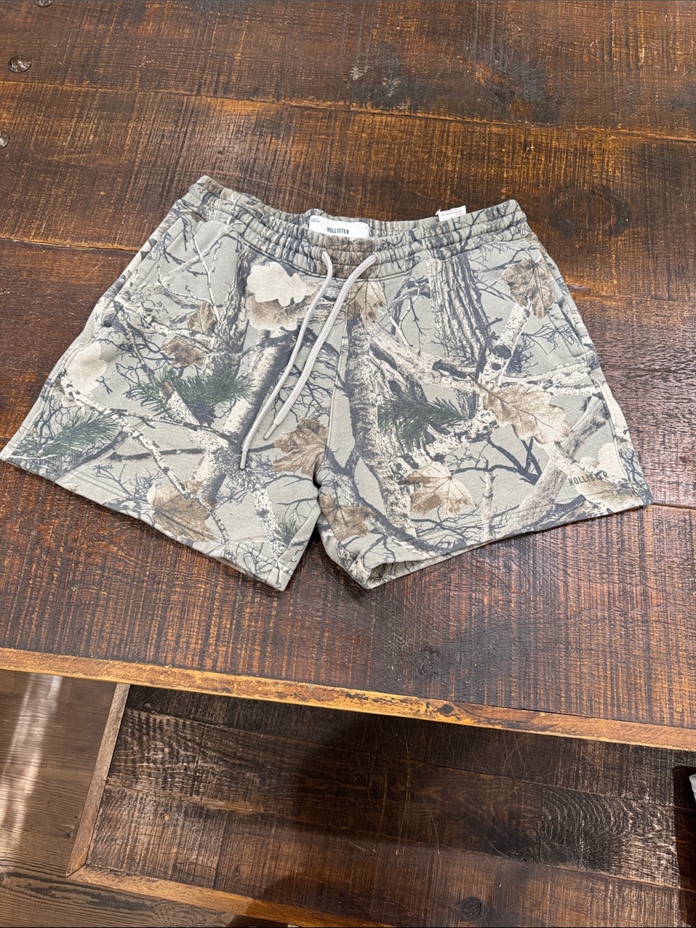 Hollister Men's Camouflage Drawstring Shorts in Gray and Brown